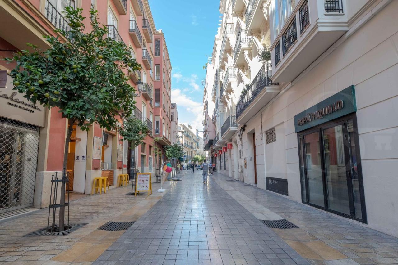 Cosy Flat With Private Balcony - Historic Center By Rems Apartment Malaga Bagian luar foto