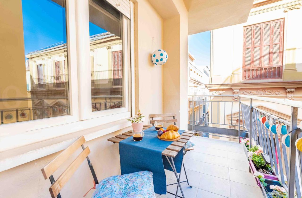 Cosy Flat With Private Balcony - Historic Center By Rems Apartment Malaga Bagian luar foto